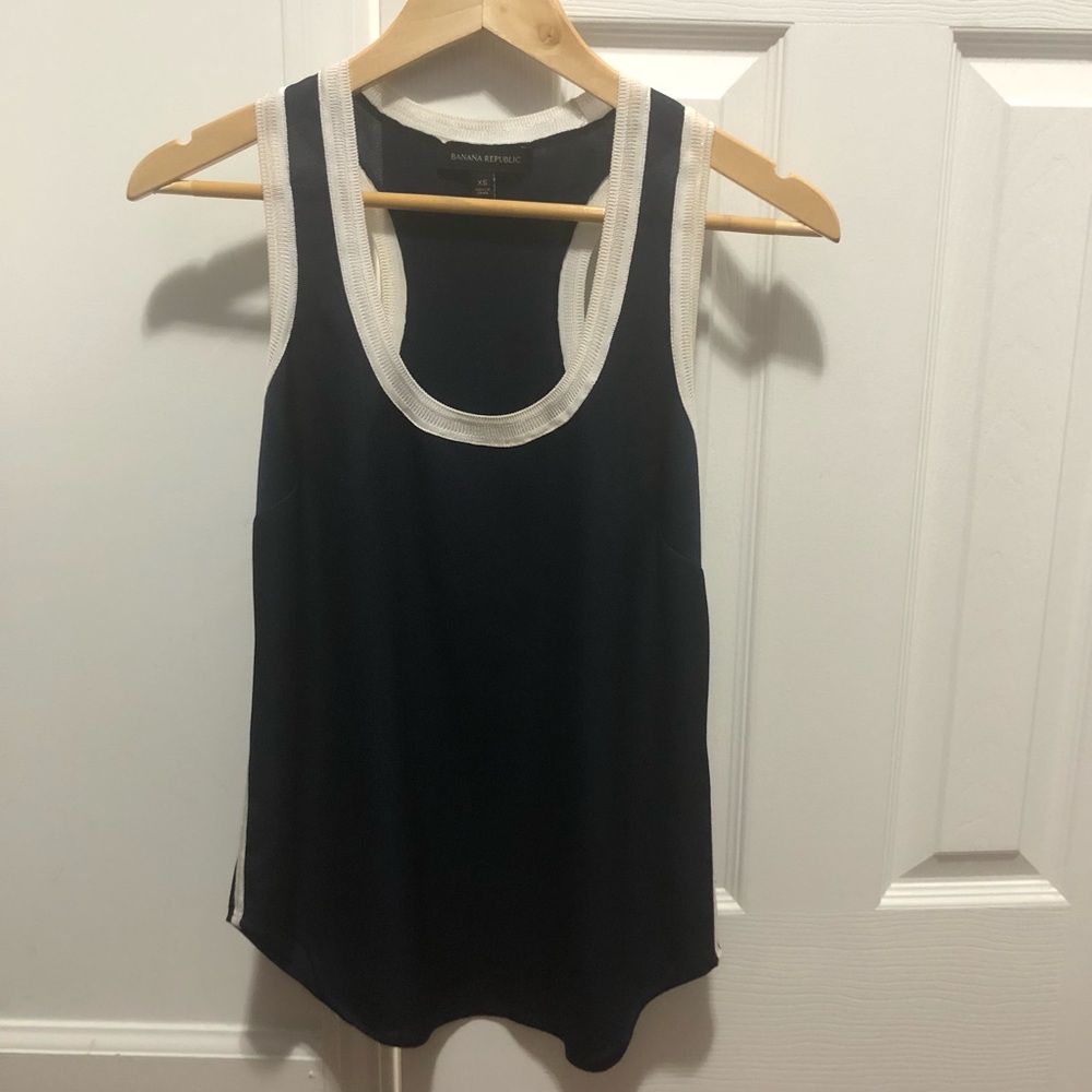 Banana republic navy/cream tank
